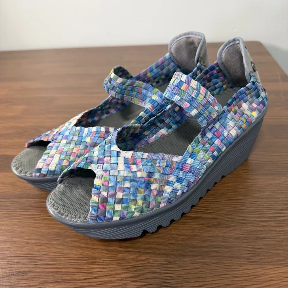 bernie mev. Multicolor Woven‎ Wedge Sandals Size 41